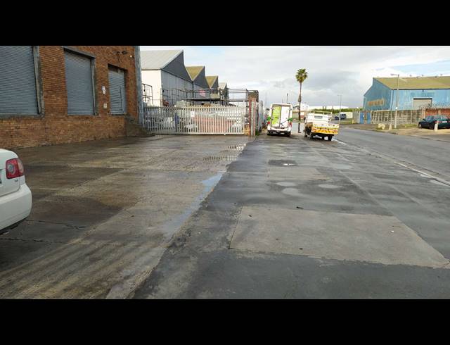 8,800M² WAREHOUSE TO LET IN EPPING INDUSTRIAL